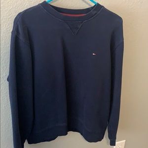 Navy Tommy Hilfiger sweatshirt